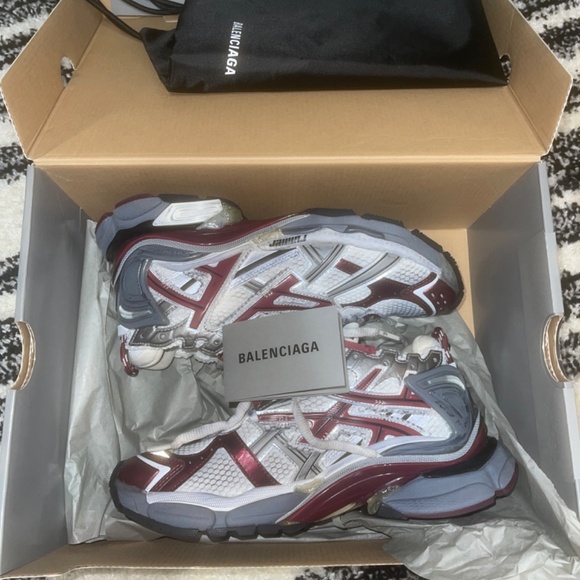 Balenciaga runners - Picture 3 of 8